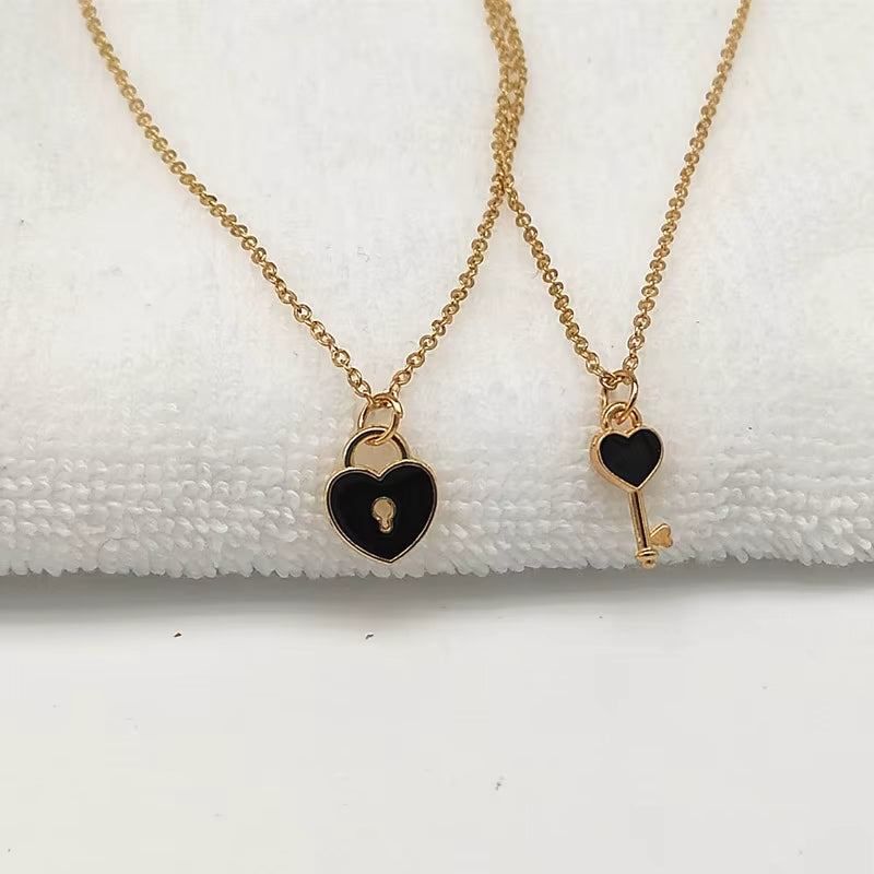 2 Pcs/Set Couple Necklace for Women and Men Silver Color Heart Pendant Paired Necklace Fashion Necklace Gifts for Women